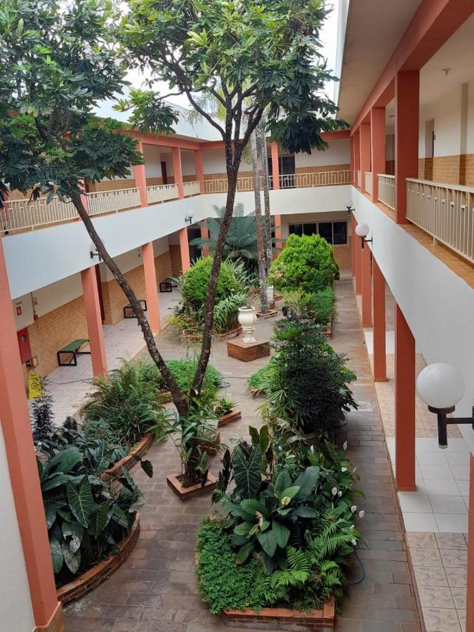 Hotel Italia Araguari Esterno foto