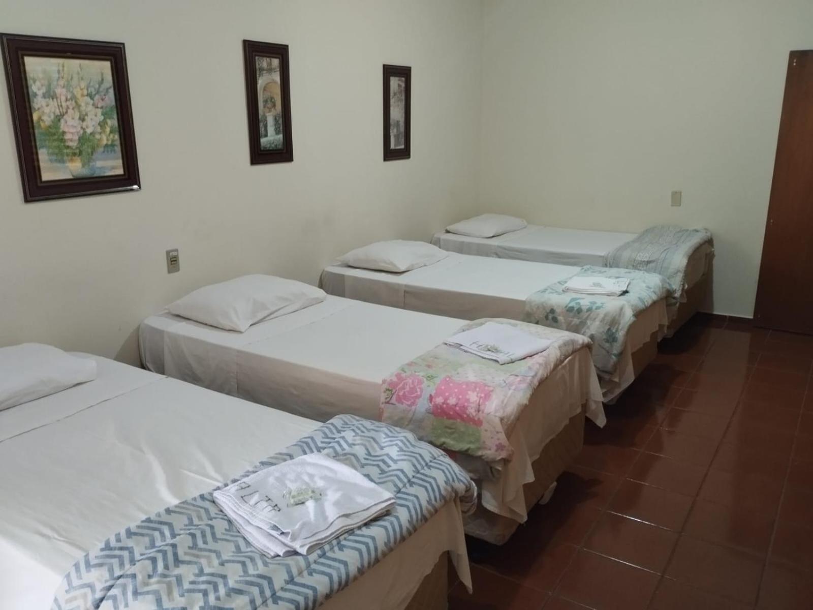 Hotel Italia Araguari Esterno foto